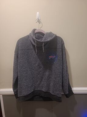 NFL TEAM APPAREL BUFFALO BILLS COWLS NECK PULLOVER WOMENS SIZE Medium